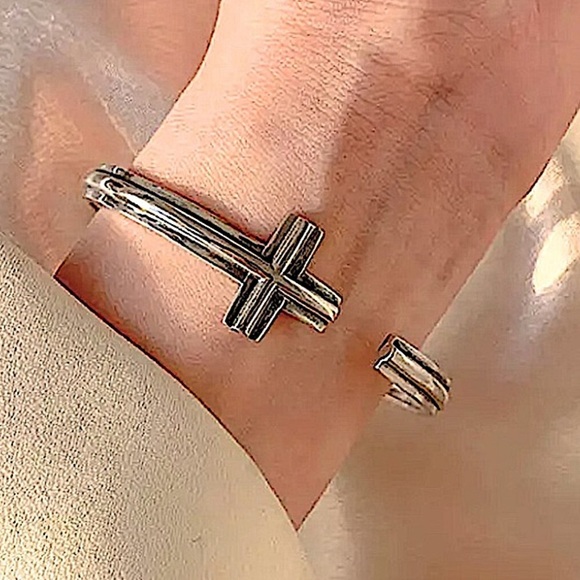 Cross Sterling Silver Bangle Cuff Minimalist Bracelet - Picture 1 of 6